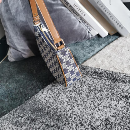 セリーヌ「Celine」AVA デニム ショルダーバッグ