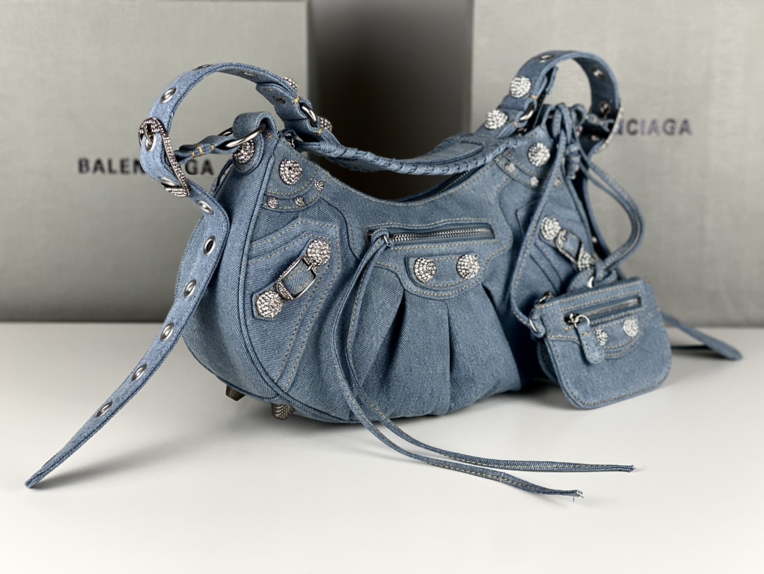 バレンシアガ「Balenciaga」デニム モーターサイクルバッグ