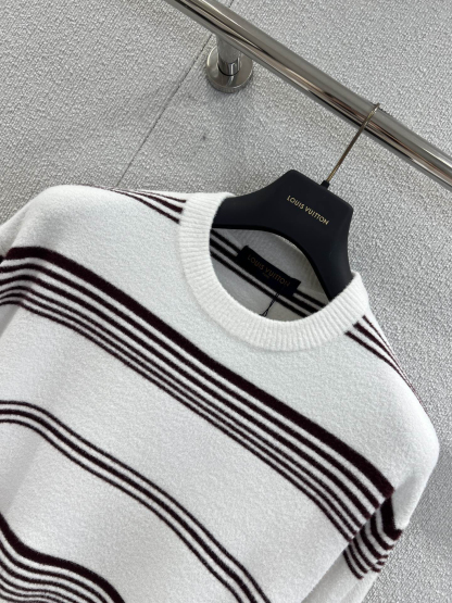 ルイ・ヴィトン「Louis Vuitton」25FW ホリゾンタルストライプ レザーパッチニットセーター