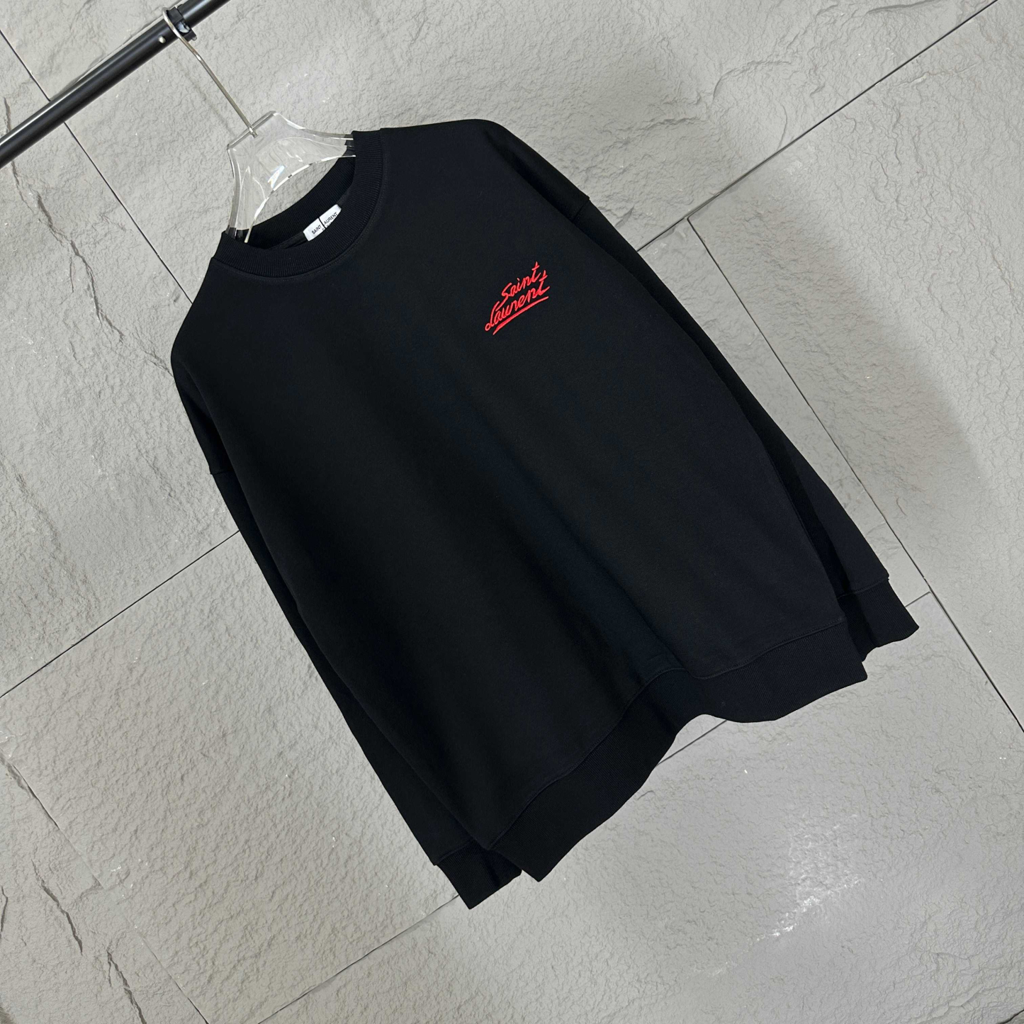 サンローラン「Saint Laurent」エンブロイダード＆バックプリント スウェットシャツ