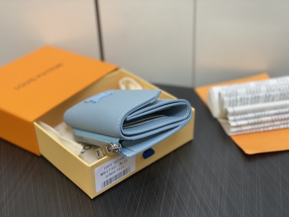 ルイ・ヴィトン「Louis Vuitton」ポルトフォイユ･パイロット