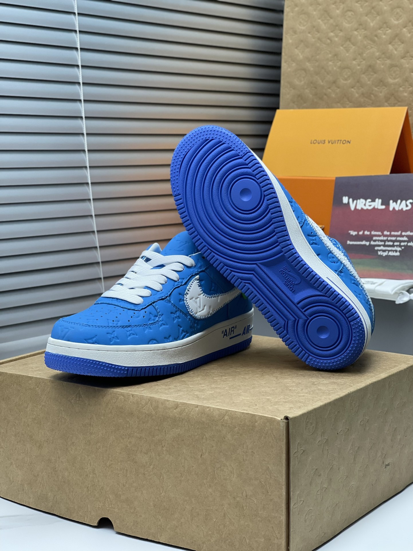 「コラボモデル」Louis Vuitton x Nike Air Force 1 Low【新商品発売】七色
