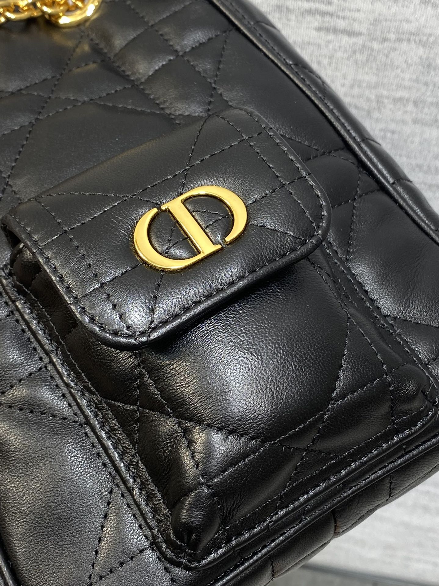 ディオール「Dior」 カロ マルチキャリー ショルダーバック