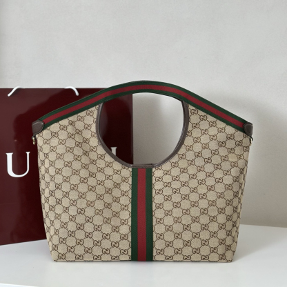 グッチ「Gucci」Giglio トートバッグ