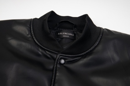 バレンシアガ「Balenciaga」24FW パリ パッチ ベースボール フライト ジャケット