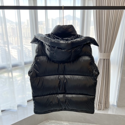 モンクレール「Moncler」トリコロールストラップ ダウンジャケット
