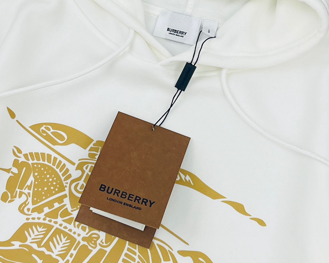 バーバリー「Burberry」エクイストリアン キルティッド パーカ