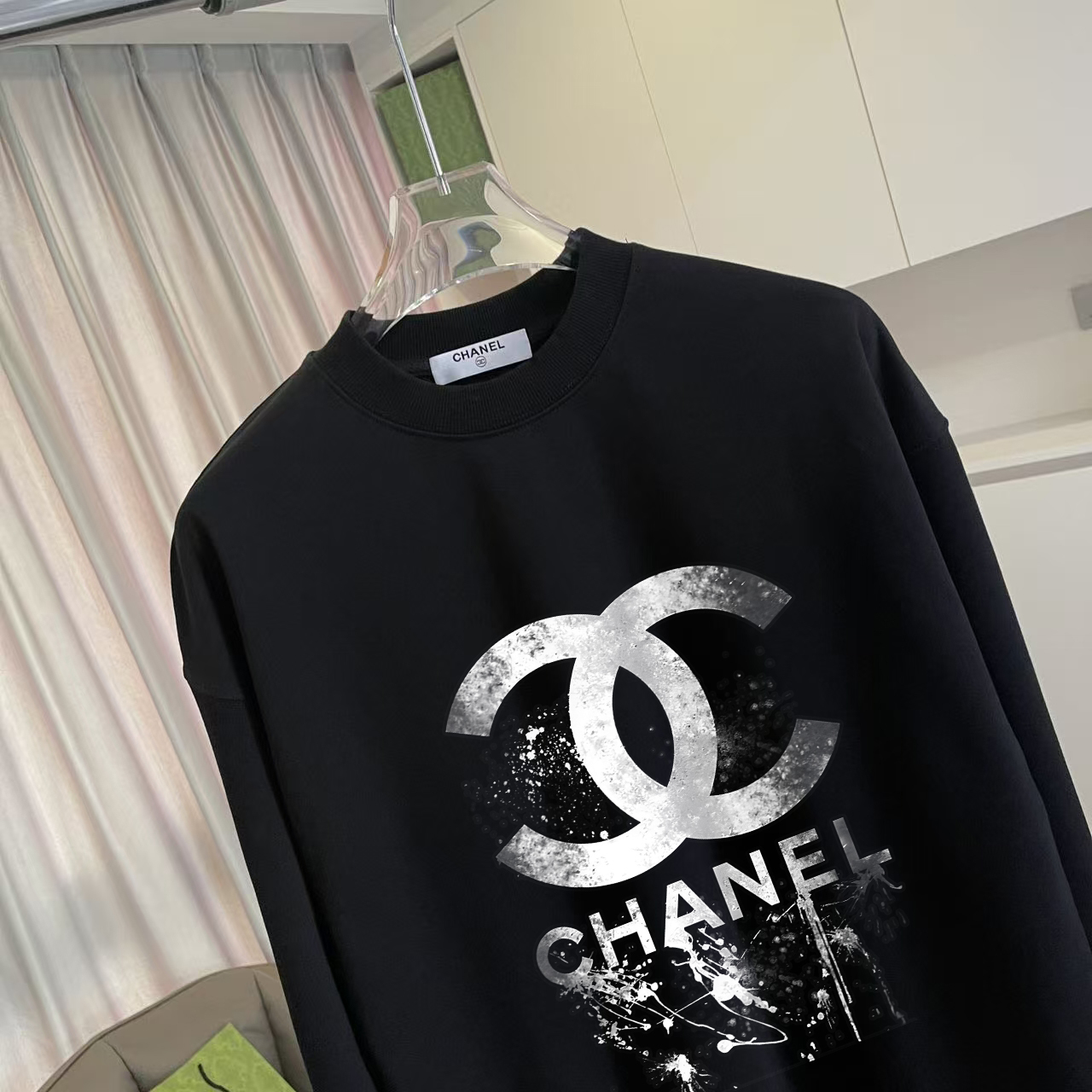 シャネル「Chanel」ダブルC ロゴ プリント スウェットシャツ