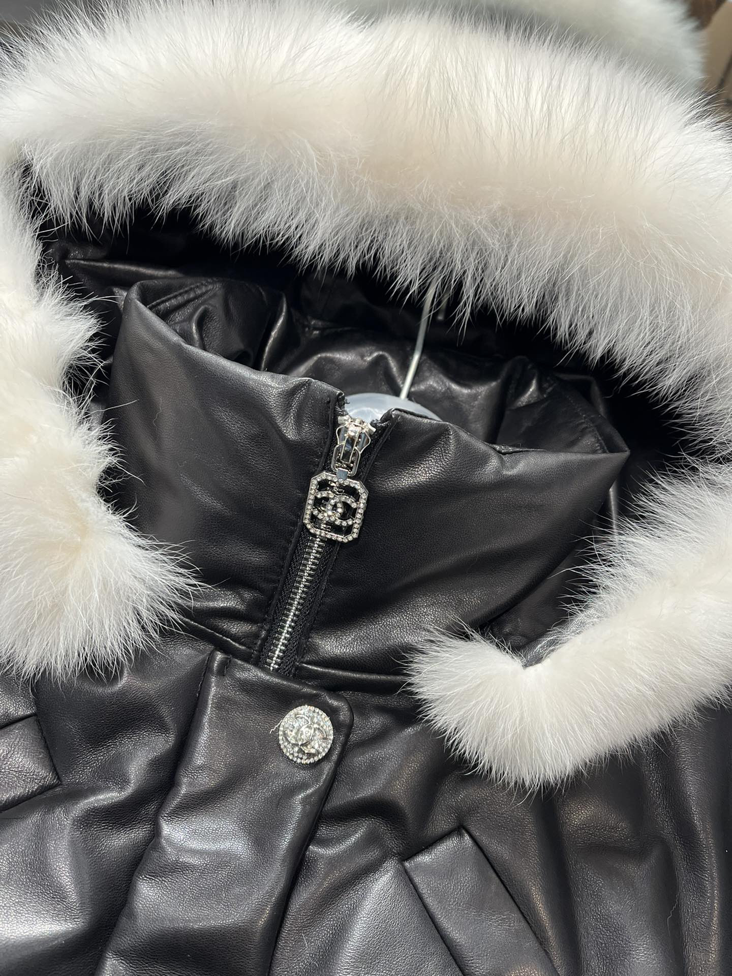 シャネル「Chanel」Coco Neige スキー ダウンジャケット