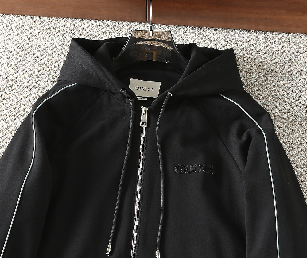 グッチ「Gucci」フーデッド スウェットシャツ