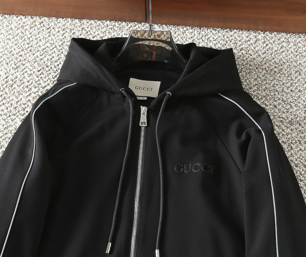 グッチ「Gucci」フーデッド スウェットシャツ