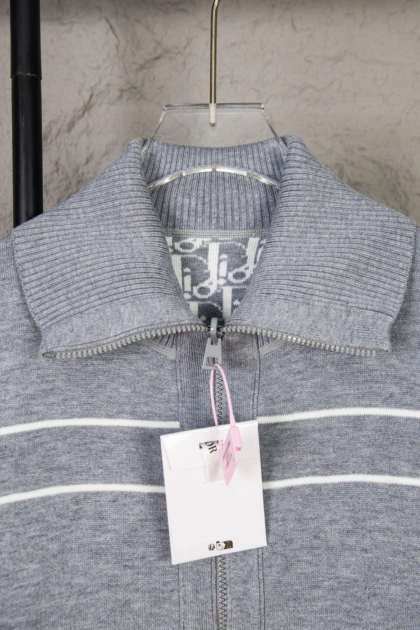 ディオール「Dior」リバーシブル カシミヤ モノグラム プルオーバー