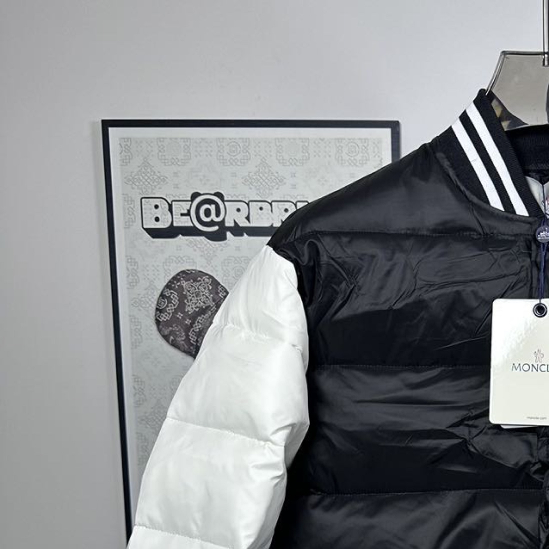 モンクレール「Moncler」ビースタン ダウン ブルゾン