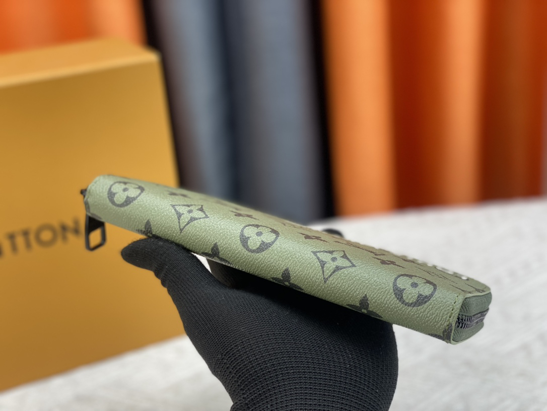 ルイ・ヴィトン「Louis Vuitton」ジッピーウォレット･ヴェルティカル