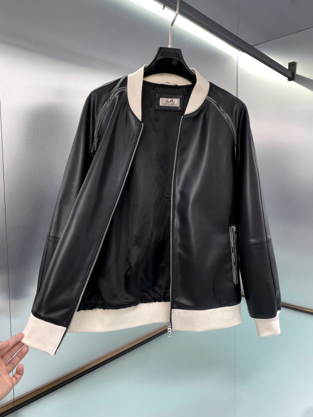 エルメス「Hermès」フード付きレザージャケット