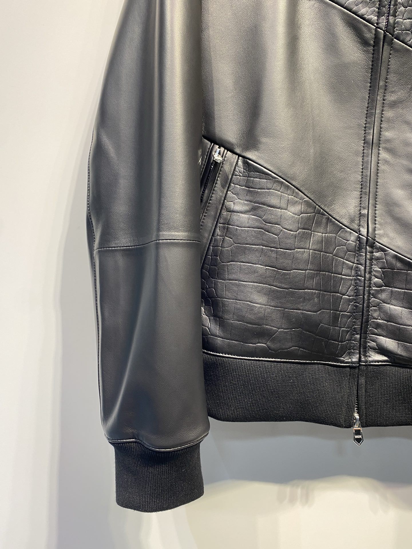 エルメス「Hermès」グレネ カルフスキン ボンバー ジャケット