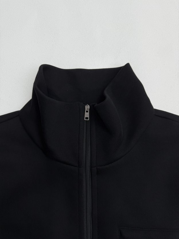 プラダ「Prada」テクニカル ジャケット