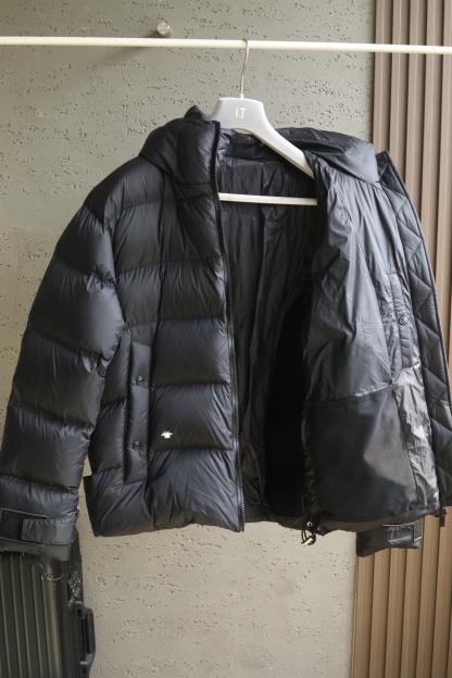 ディオール「Dior」ダウンジャケット