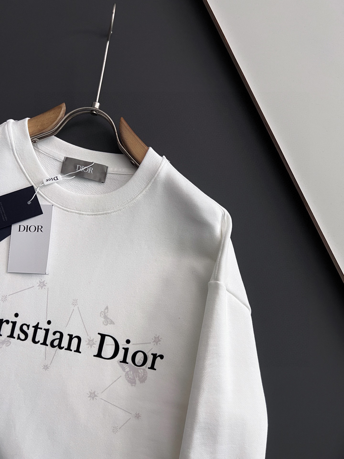 ディオール「Dior」エッセンシャルス ウェア フードなしスウェットシャツ