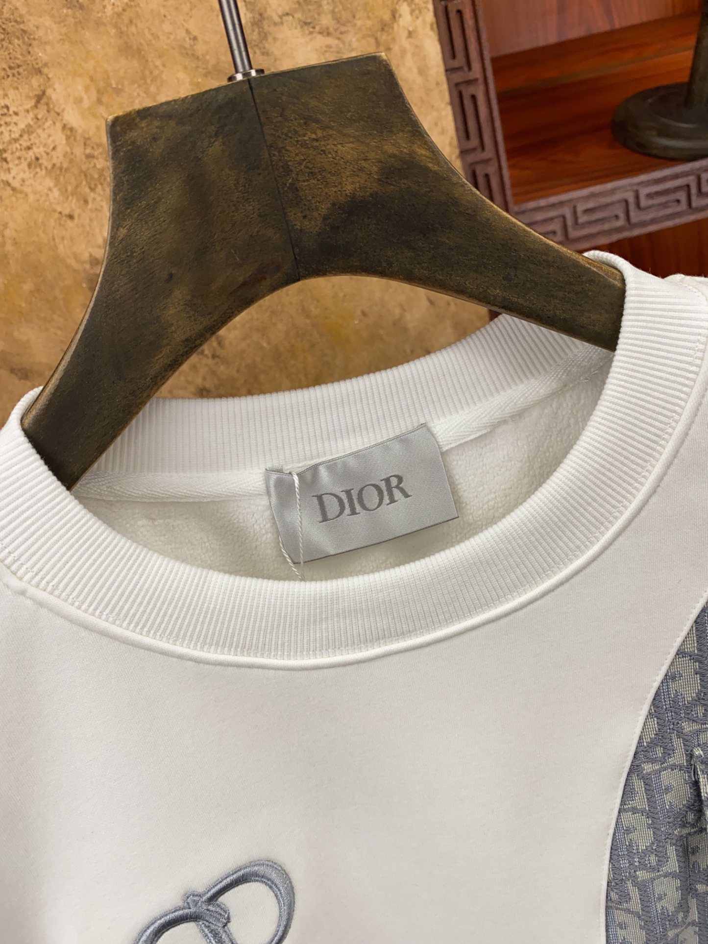 ディオール「Dior」ロゴ スウェットシャツ