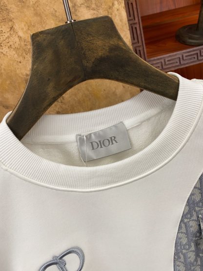 ディオール「Dior」ロゴ スウェットシャツ