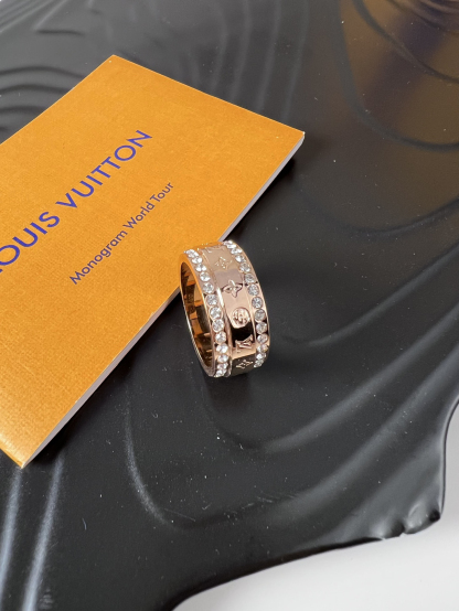 ルイ・ヴィトン「Louis Vuitton」Diamonds Pavé Solitaire リング