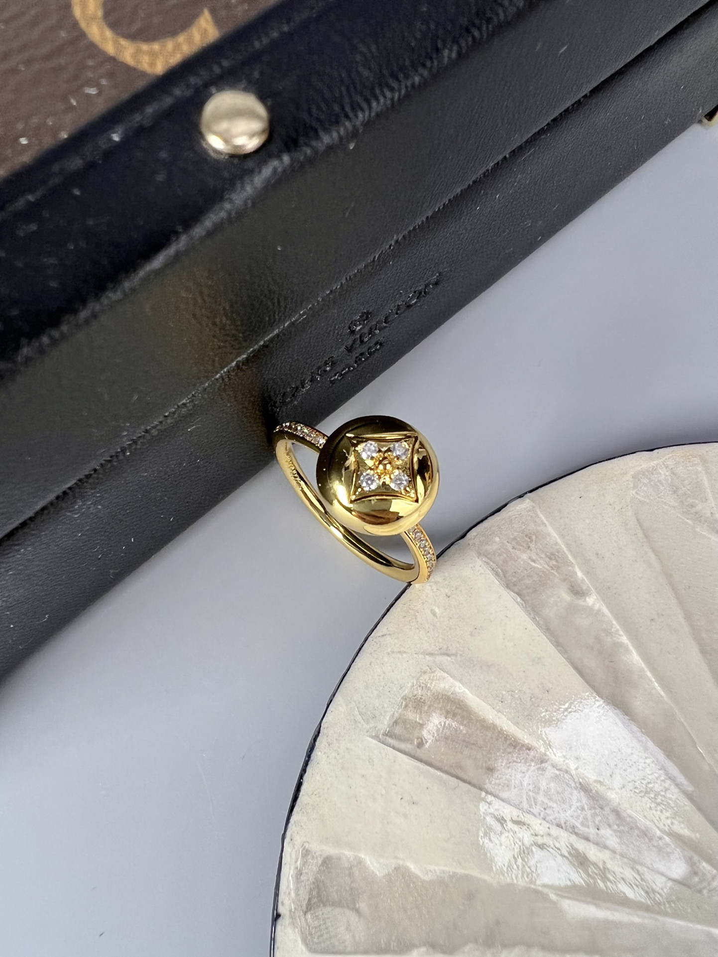 ルイ・ヴィトン「Louis Vuitton」Blossom リング