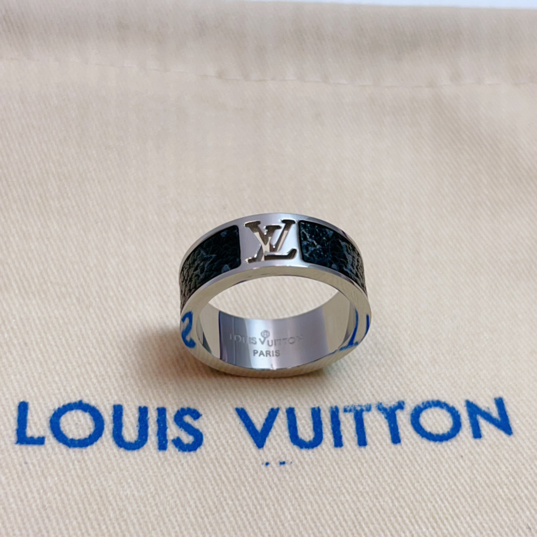 ルイ・ヴィトン「Louis Vuitton」Epi リング