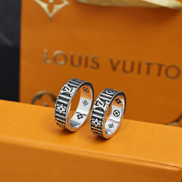 ルイ・ヴィトン「Louis Vuitton」Mosaic Chain リング