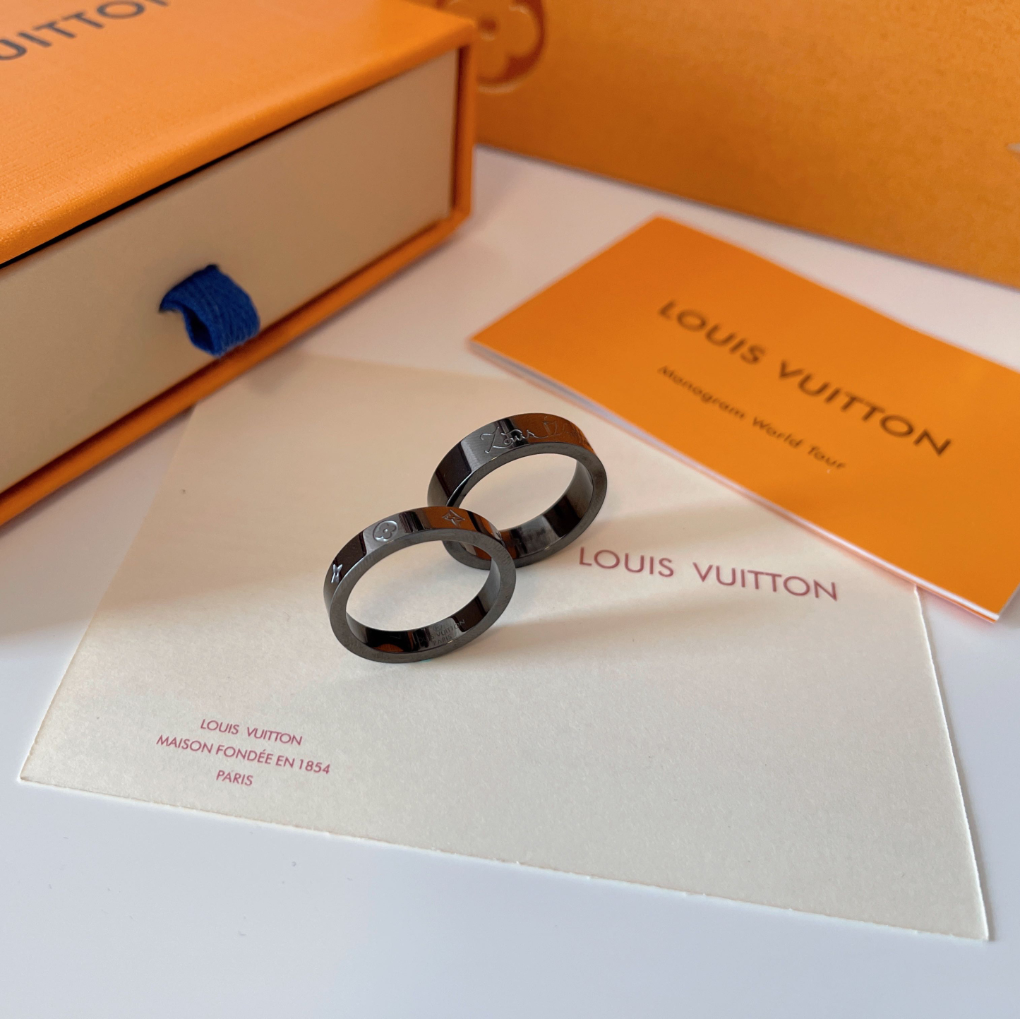 ルイ・ヴィトン「Louis Vuitton」Volt Upside Down リング