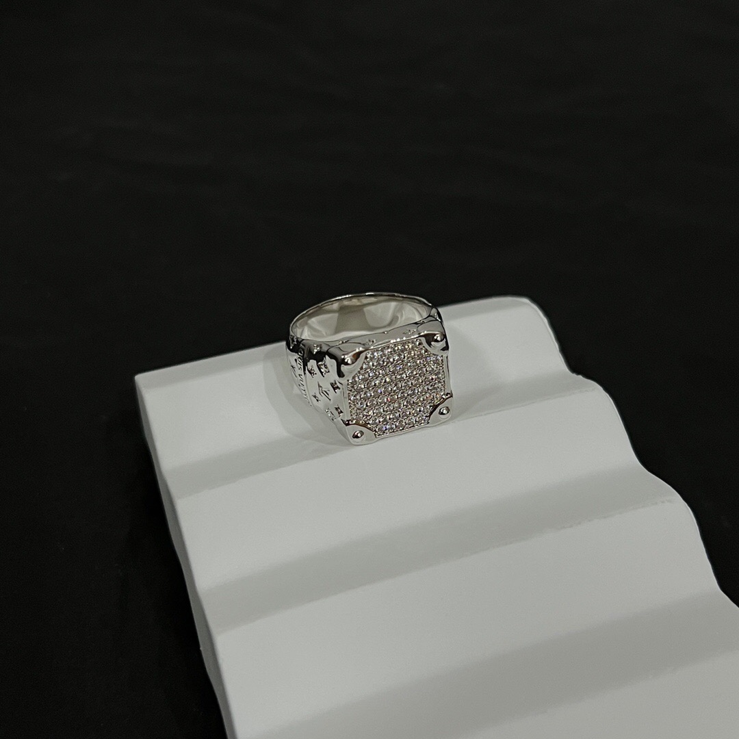 ルイ・ヴィトン「Louis Vuitton」Blossom ミニリング