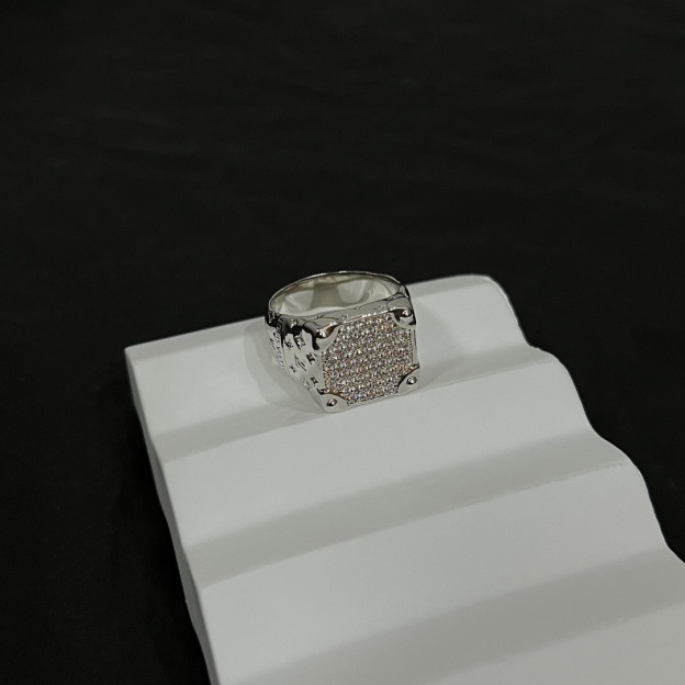 ルイ・ヴィトン「Louis Vuitton」Blossom ミニリング