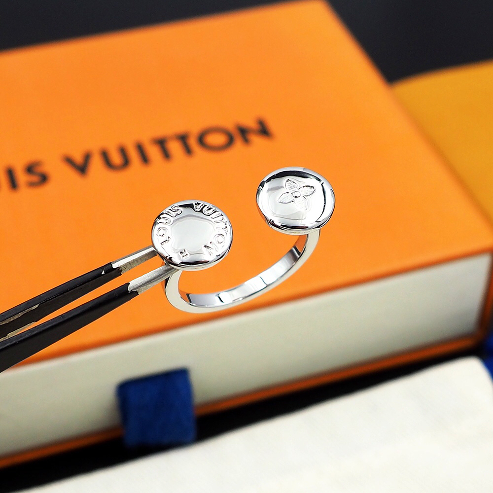 ルイ・ヴィトン「Louis Vuitton」Studs リング