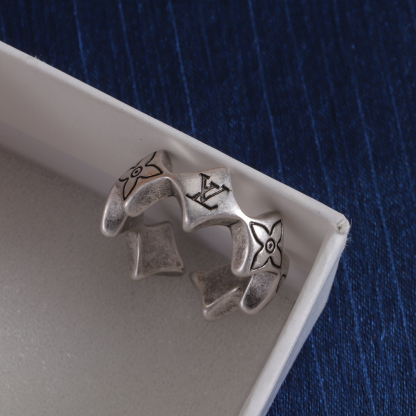 ルイ・ヴィトン「Louis Vuitton」Le Damier de Louis Vuitton リング