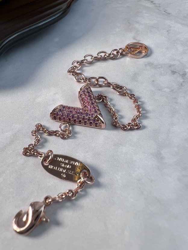 ルイ・ヴィトン「Louis Vuitton」Pure V ブレスレット