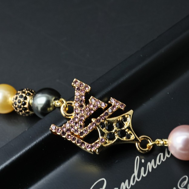 ルイ・ヴィトン「Louis Vuitton」Dandy Pearls ブレスレット