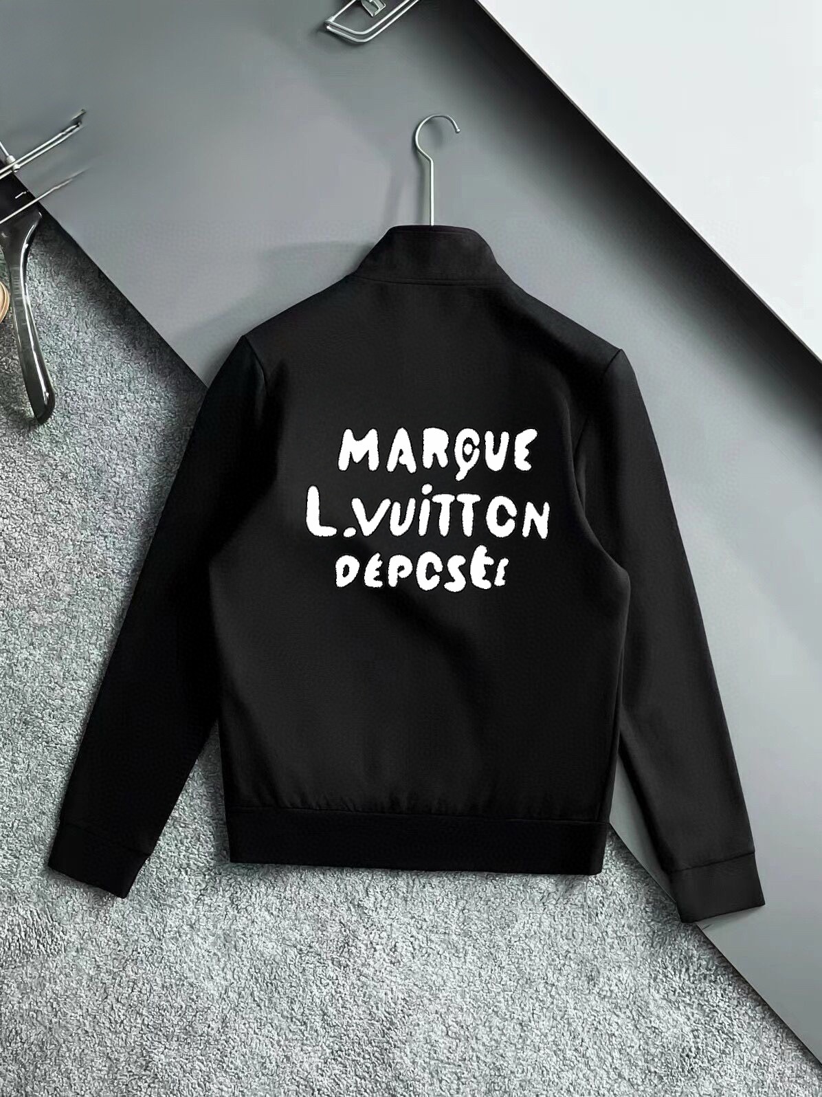 ルイ・ヴィトン「Louis Vuitton」2025 秋冬コレクション トレーナーセットアップ 