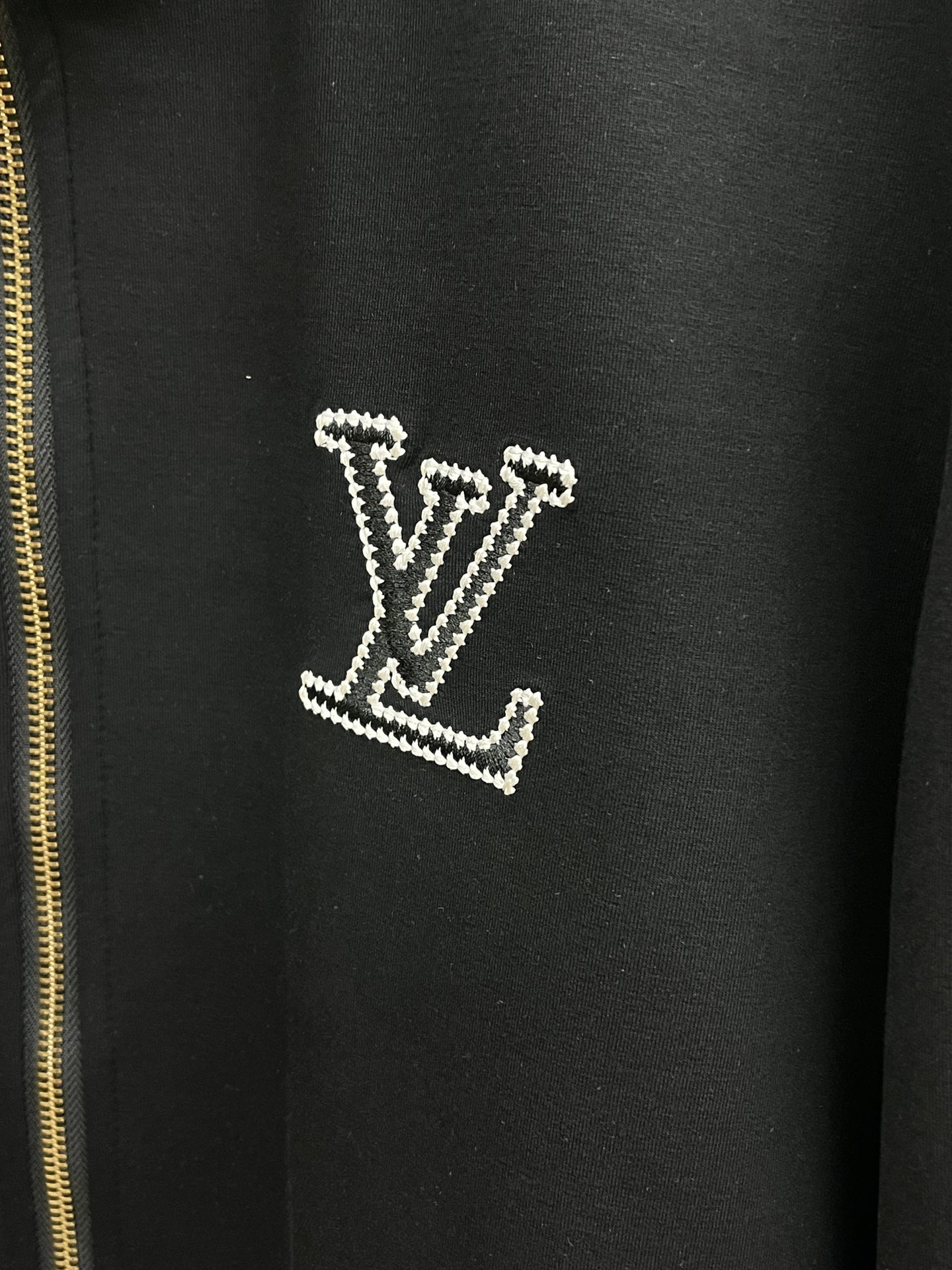 ルイ・ヴィトン「Louis Vuitton」2025秋冬 メンズ スポーツウェア セットアップ