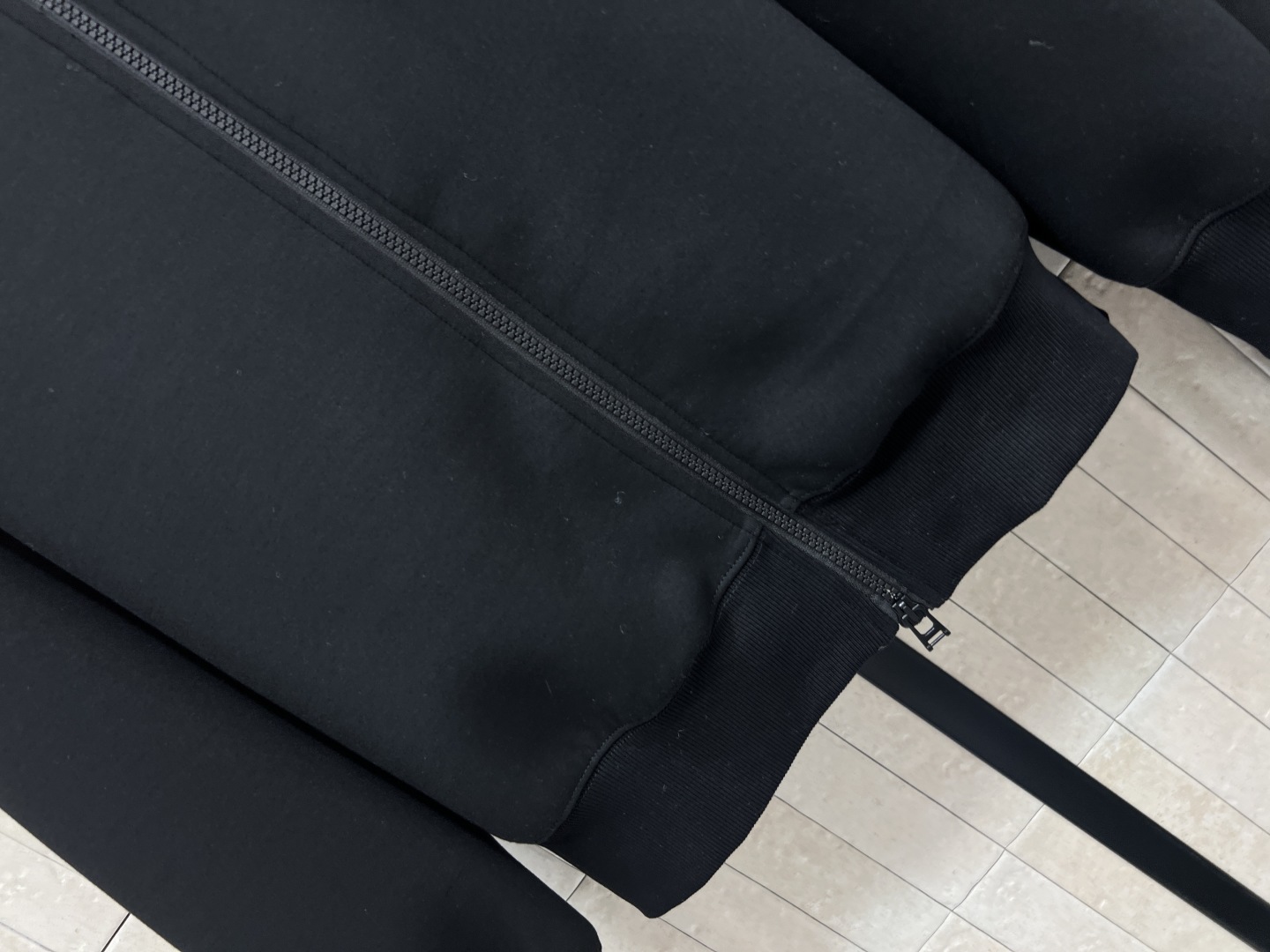 ルイ・ヴィトン「Louis Vuitton」2025秋冬 メンズ スポーツウェア セットアップ