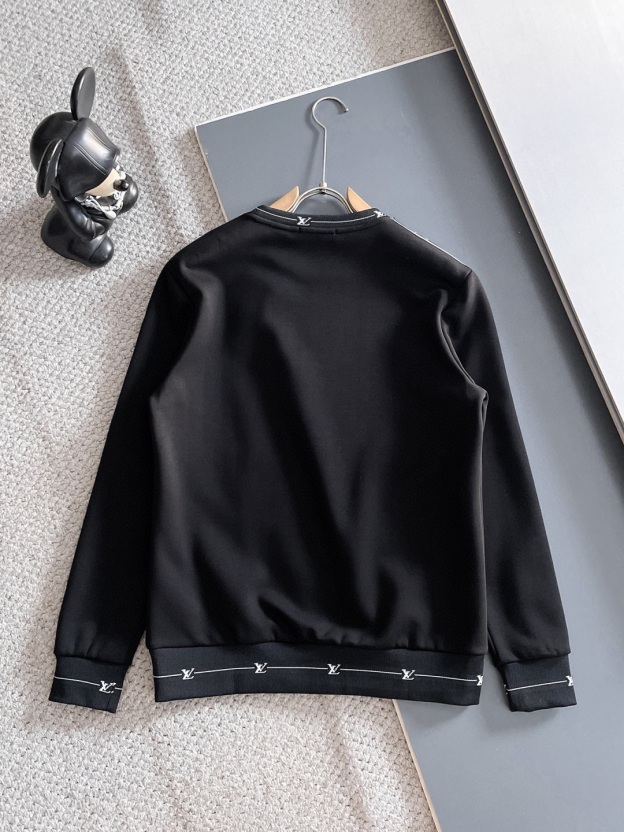 ルイ・ヴィトン「Louis Vuitton」2025秋冬 メンズ スポーツウェア セットアップ