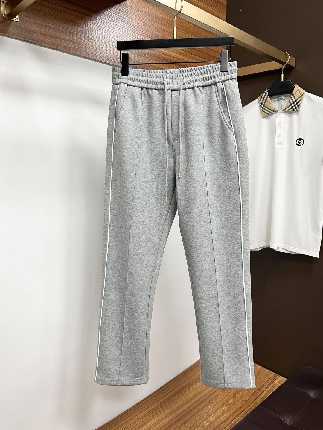 ルイ・ヴィトン「Louis Vuitton」2025秋冬 メンズ スポーツウェア セットアップ