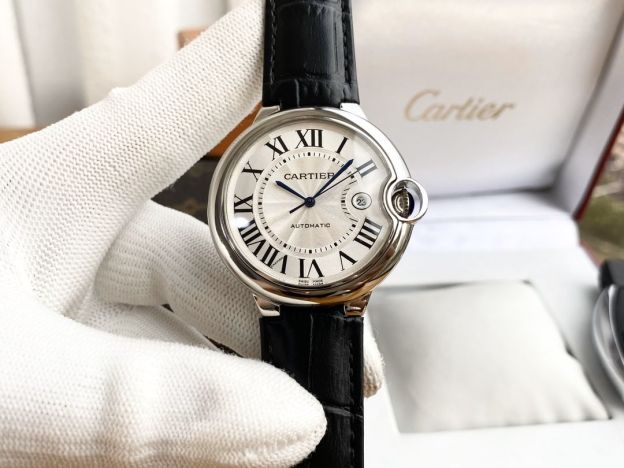 カルティエ「Cartier」バロンブルー ド カートリエ 腕時計 42mm