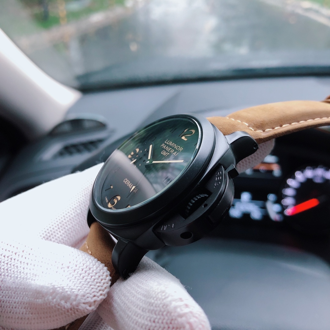 パネライ「Panerai」ルミノール マリーナ 1950 3デイズ GMT オートマティック 44mm