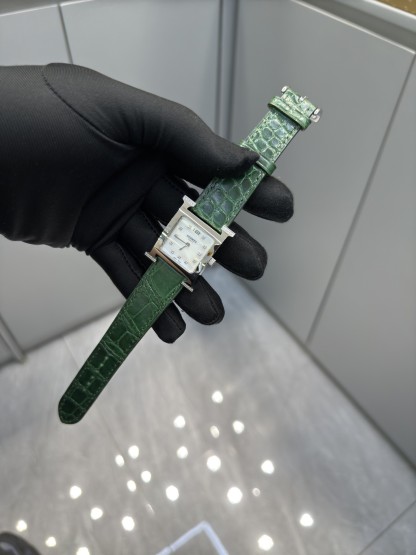 エルメス「Hermès」ウールH腕表 小さいサイズ 25mm