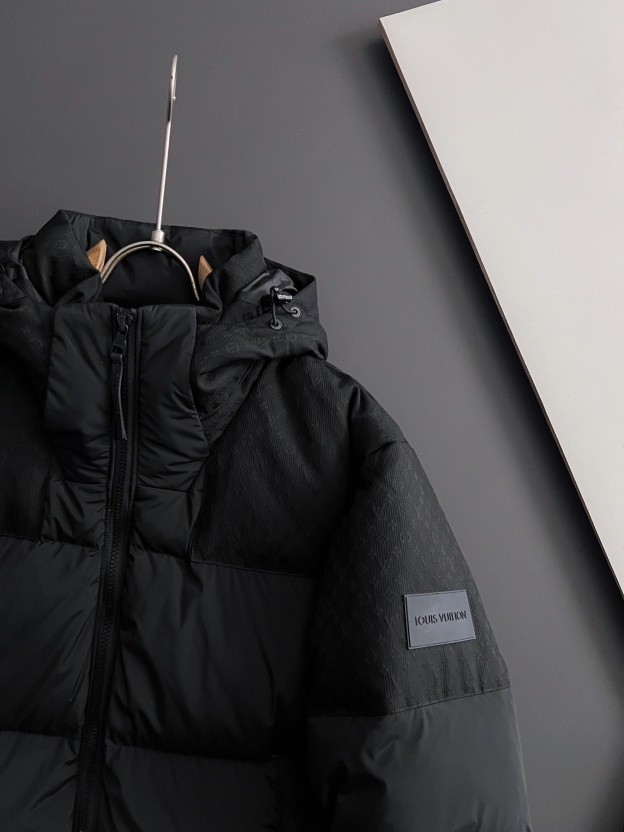 エルメス「Hermès」ダウンジャケット