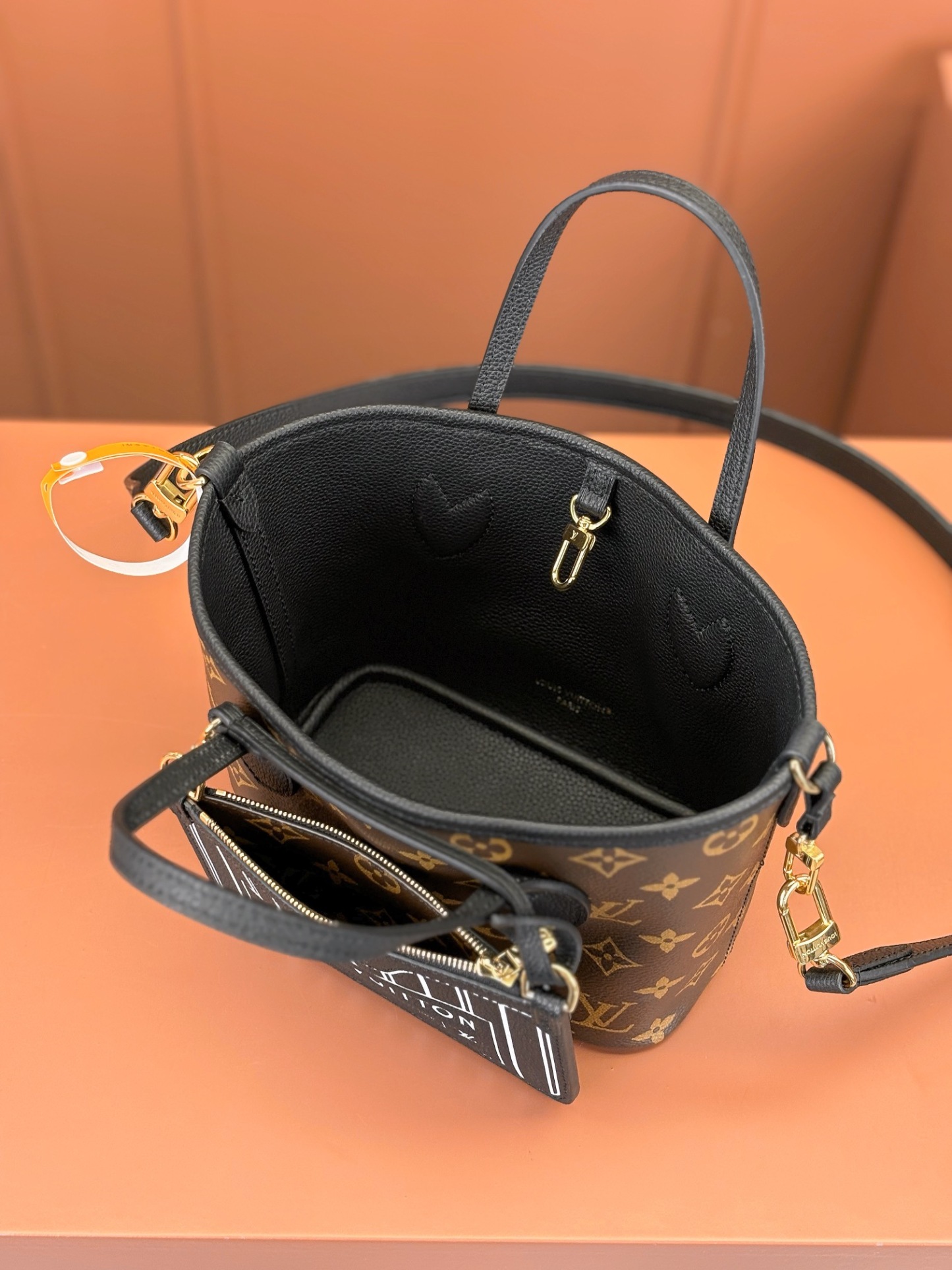 ルイ・ヴィトン「Louis Vuitton」ネヴァーフル インサイドアウト BB ハンドバッグ