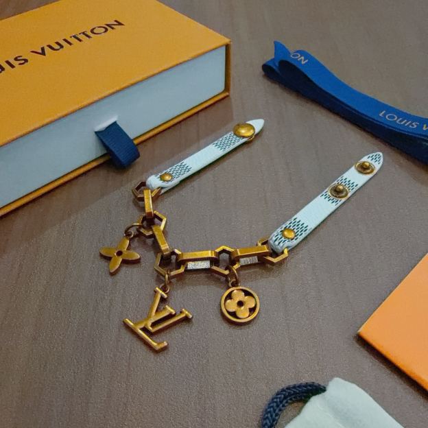 ルイ・ヴィトン「Louis Vuitton」モノグラムキャンバス メタル ブラスレット