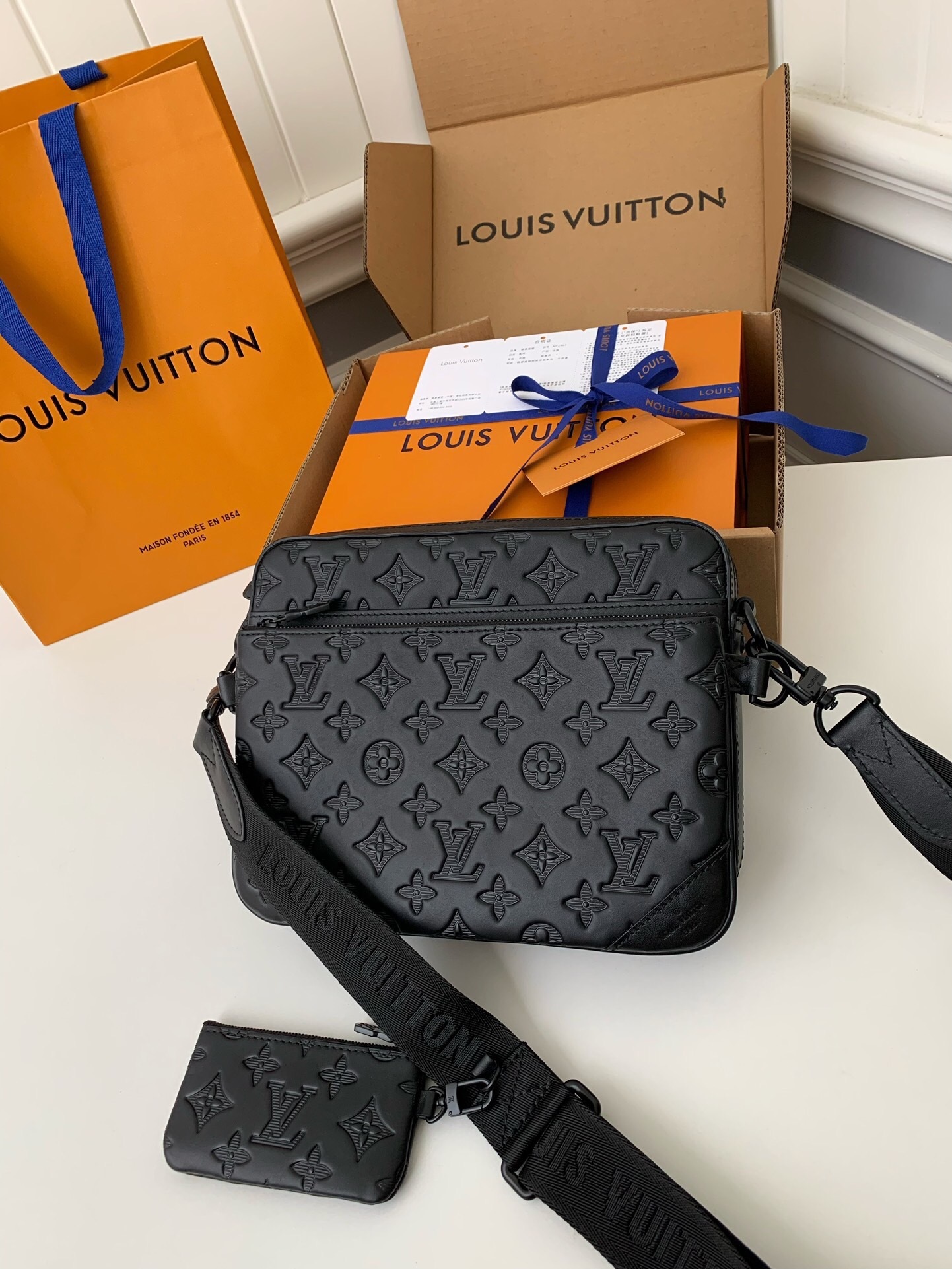 ルイ・ヴィトン「Louis Vuitton」モノグラム シャドウ トリオ メッセンジャー ショルダーバッグ