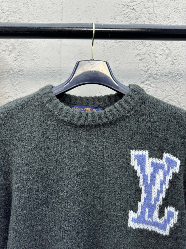 ルイ・ヴィトン「Louis Vuitton」クローバーモチーフ ニットセーター