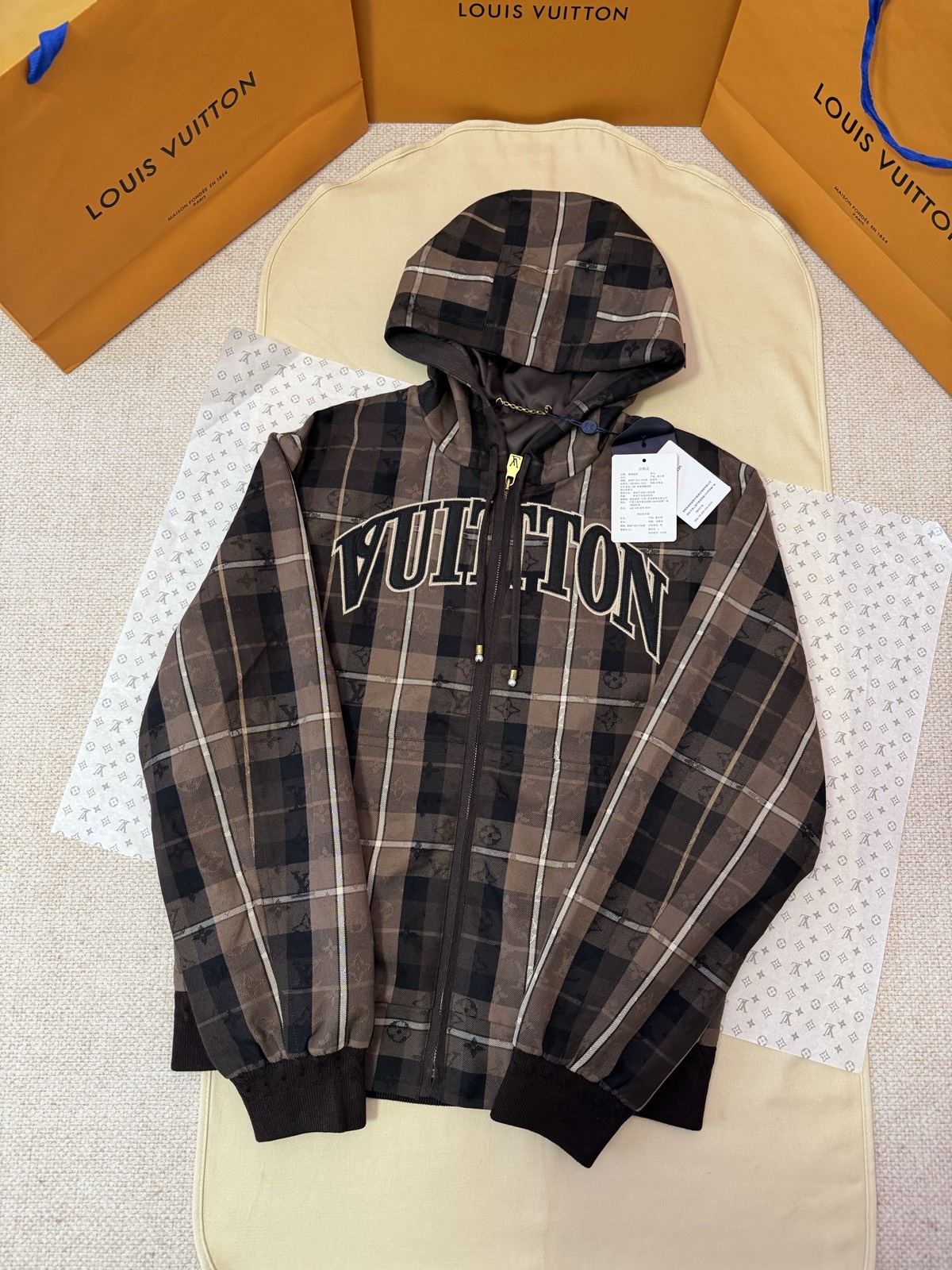 ルイ・ヴィトン「Louis Vuitton」モノグラム エンブレム ジャカード プルオーバー